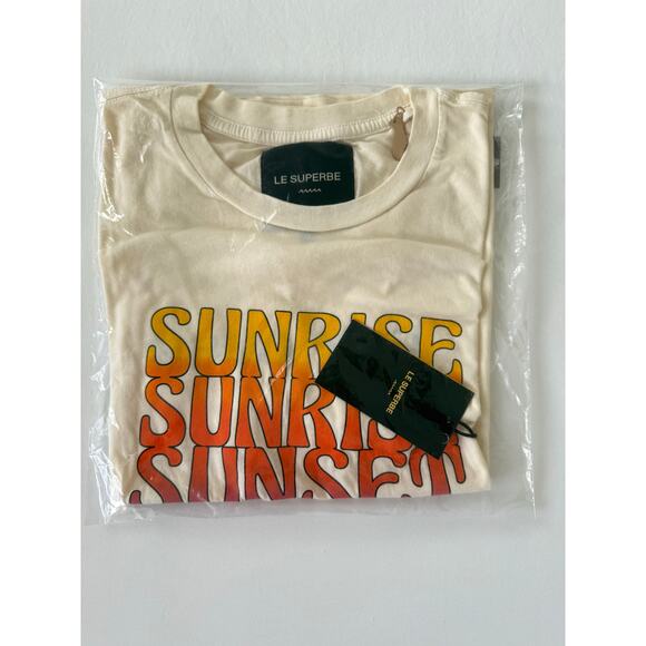 Le Superbe Sunrise Sunset T-shirt Ombre Graphic Tee Size XS NWT - Picture 3 of 5